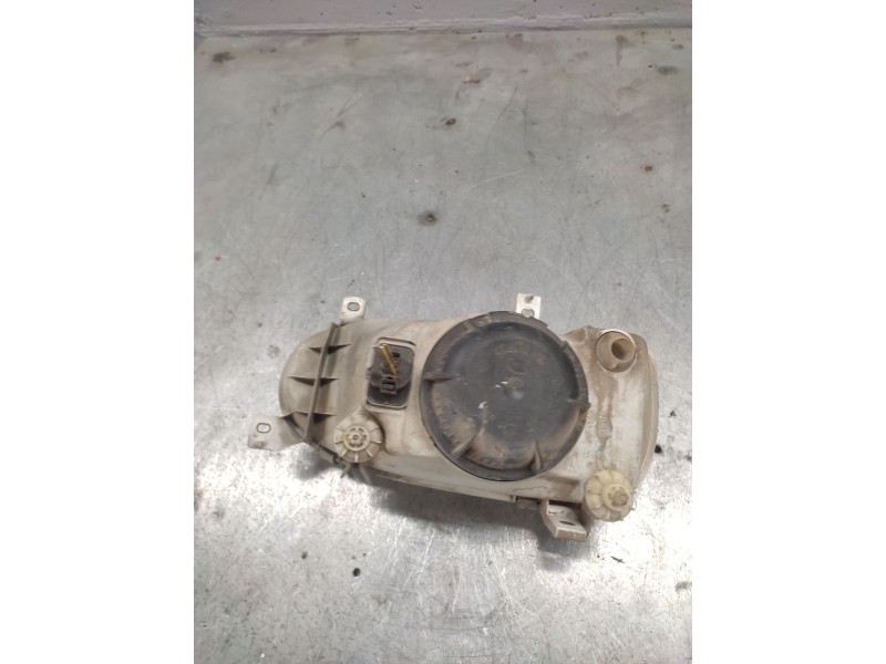 Recambio de faro izquierdo para volkswagen golf iii berlina (1h1) s referencia OEM IAM   