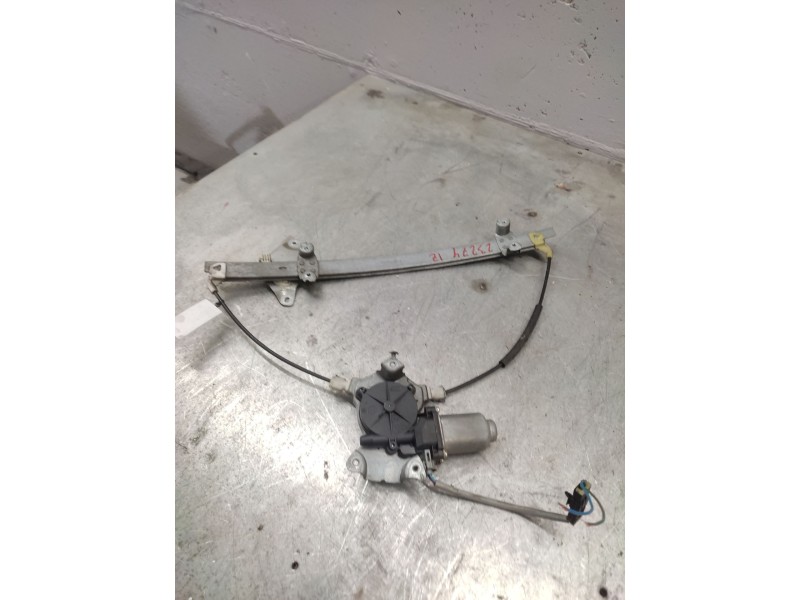 Recambio de elevalunas delantero izquierdo para nissan almera (n16/e) acenta referencia OEM IAM 400601T4  