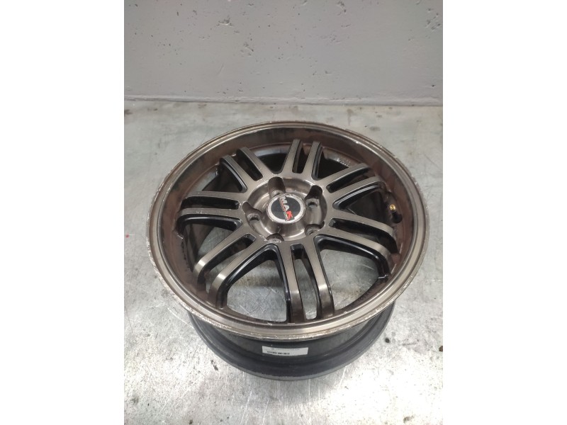 Recambio de juego llantas para kia carnival td ls referencia OEM IAM 16X7JJET40  5 TORNILLOS