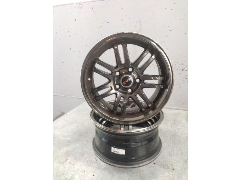 Recambio de juego llantas para kia carnival td ls referencia OEM IAM 16X7JJET40  5 TORNILLOS