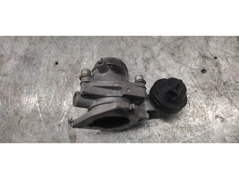 Recambio de caja mariposa para daewoo kalos 1.4 sport referencia OEM IAM 02846823951  