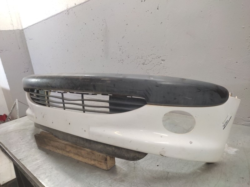 Recambio de paragolpes delantero para peugeot 206 berlina xt referencia OEM IAM   