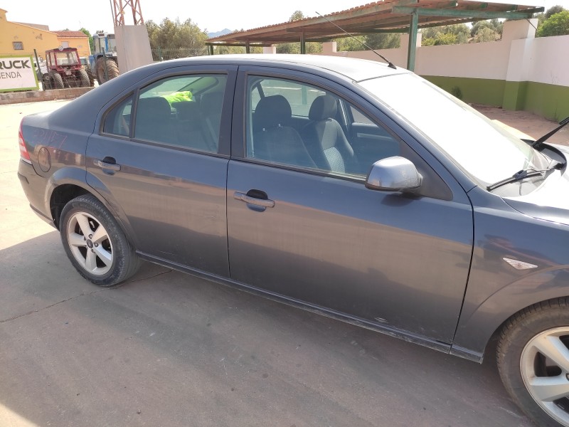 ford mondeo berlina (ge) del año 2007