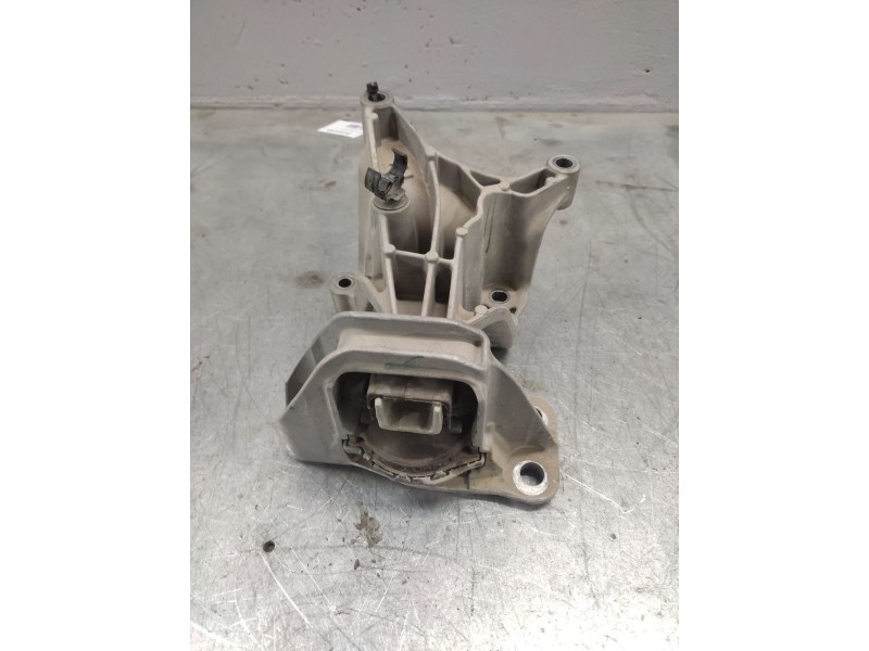 Recambio de soporte motor derecho para nissan juke (f16) acenta referencia OEM IAM   