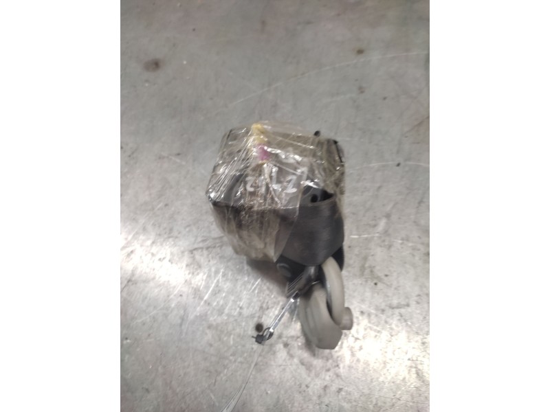Recambio de cinturon seguridad delantero derecho para volkswagen bora berlina (1j2) conceptline referencia OEM IAM   