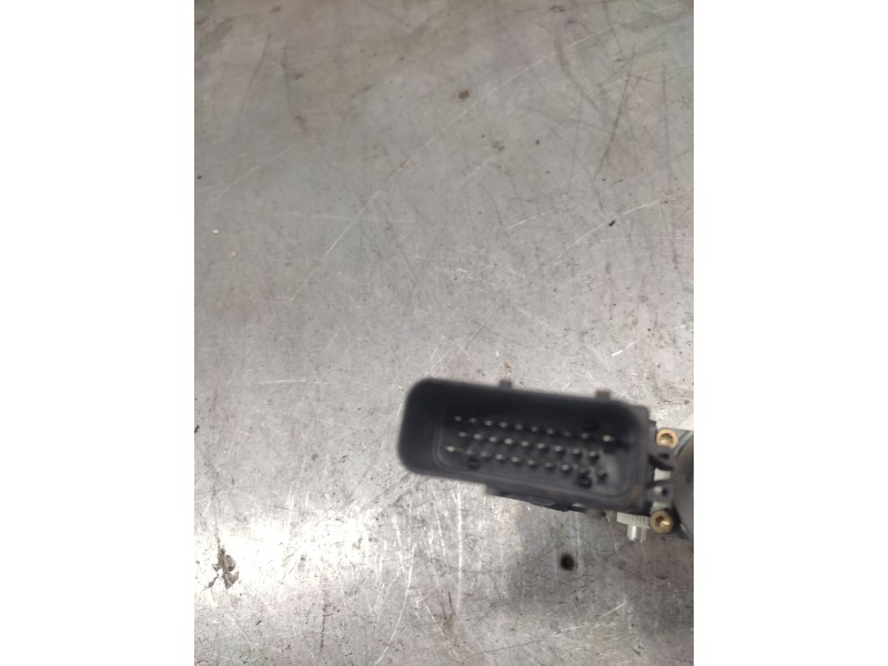 Recambio de motor elevalunas delantero derecho para volkswagen bora berlina (1j2) conceptline referencia OEM IAM 1J1959802D  