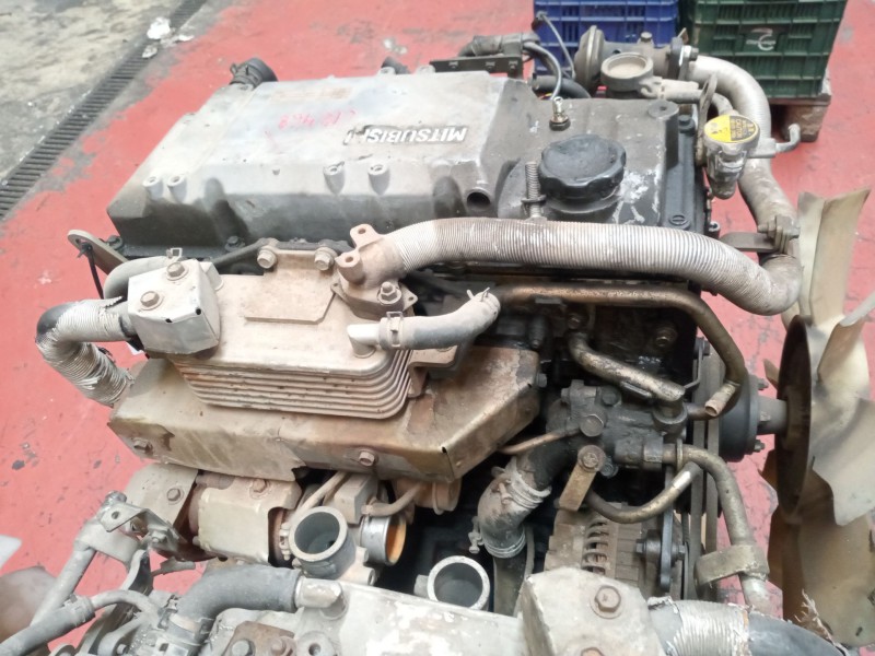 Recambio de despiece motor para mitsubishi canter 01/99 referencia OEM IAM 4M42-OAT  