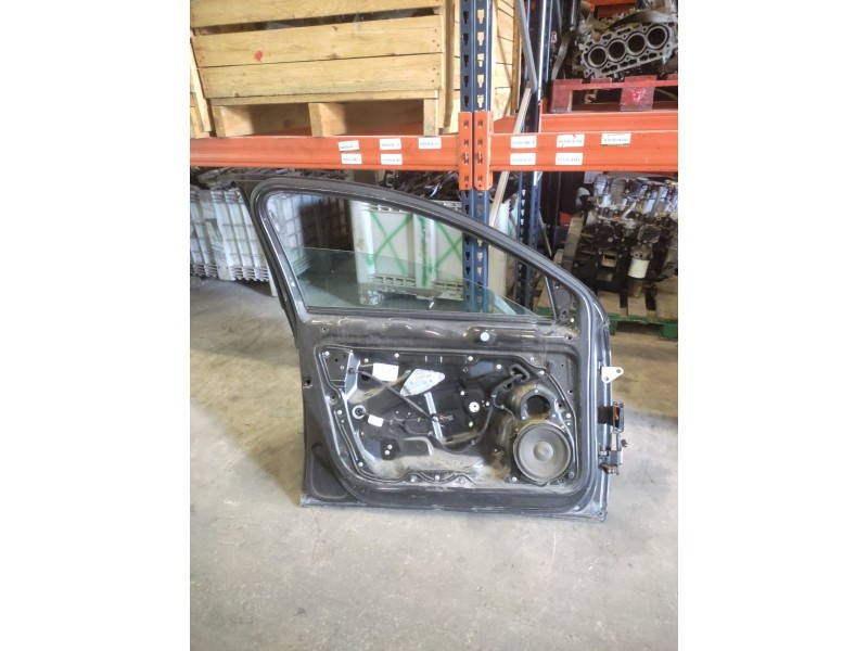Recambio de puerta delantera izquierda para volkswagen passat b6 (3c2) 2.0 tdi referencia OEM IAM   