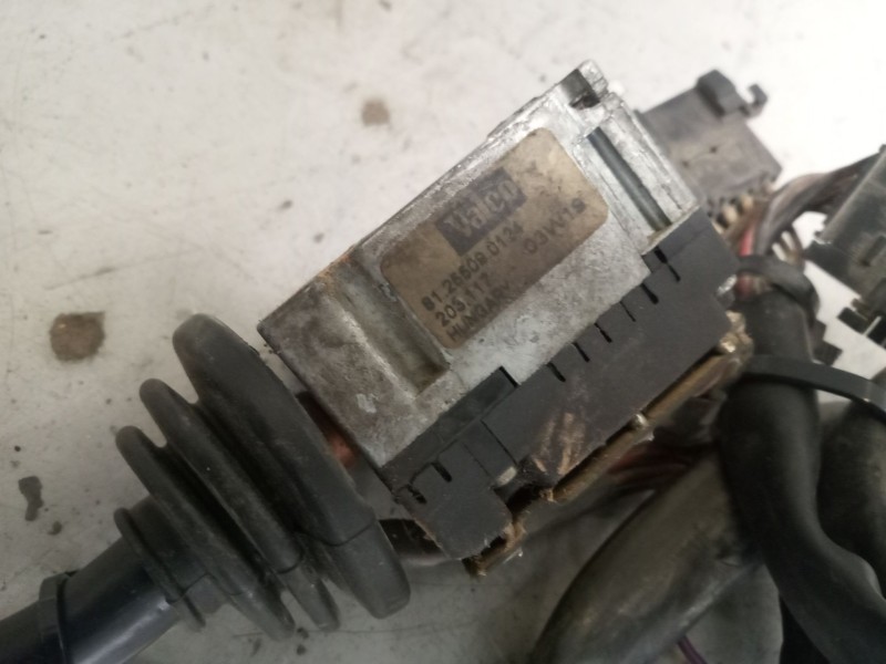 Recambio de mando limpia para man 18400 hocl referencia OEM IAM 81255090124  