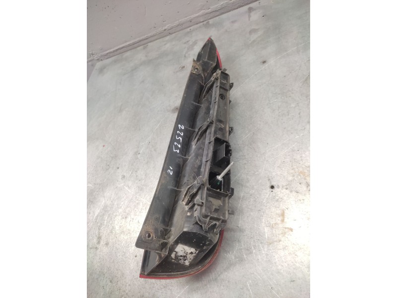 Recambio de piloto trasero izquierdo para ford fiesta (cbk) ambiente referencia OEM IAM   