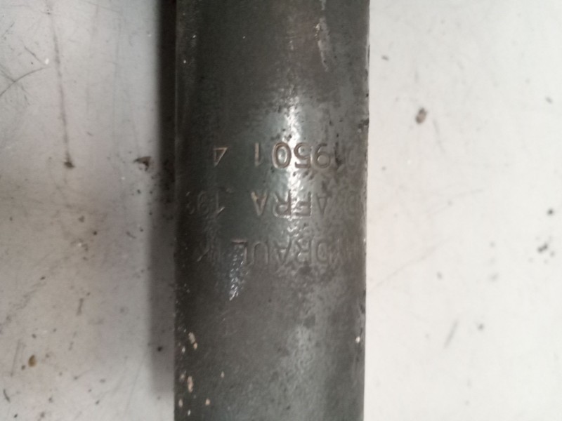 Recambio de brazo elevacion cabina para daf serie lf45.xxx desde 06 referencia OEM IAM afra193  019501