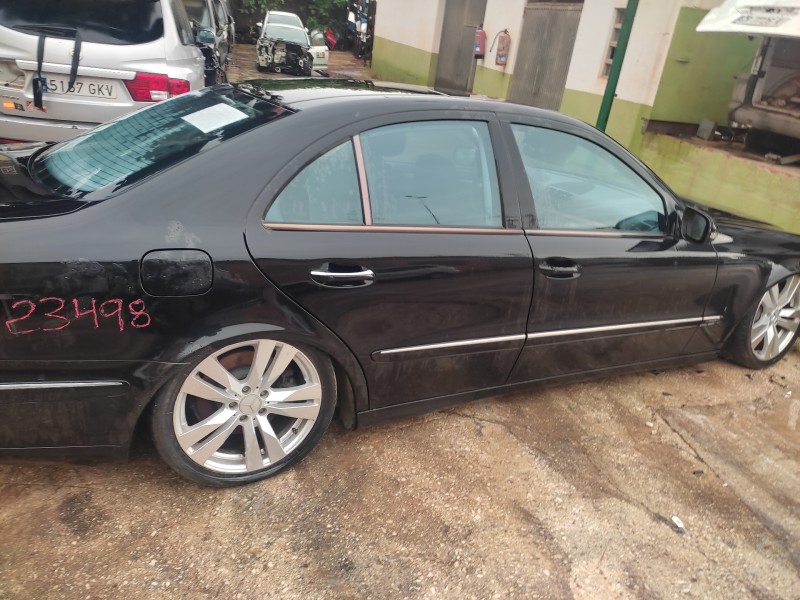 mercedes-benz clase e (w211) berlina del año 2008