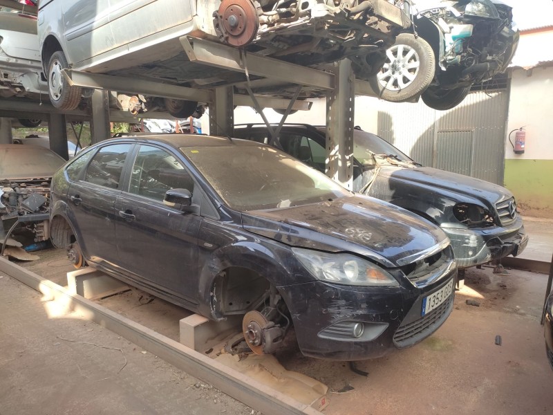 ford focus berlina (cap) del año 2008