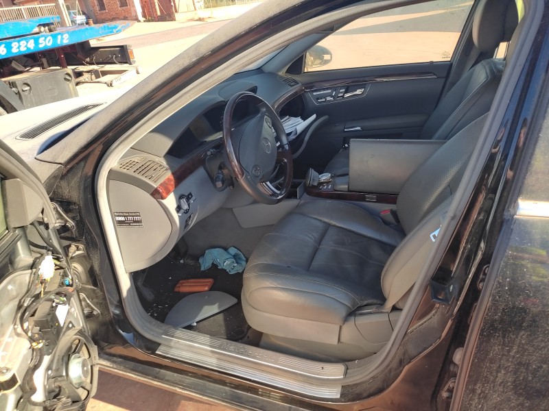 mercedes-benz clase s (w221) berlina del año 2005