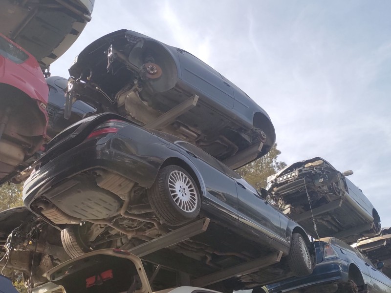 mercedes-benz clase s (w221) berlina del año 2005