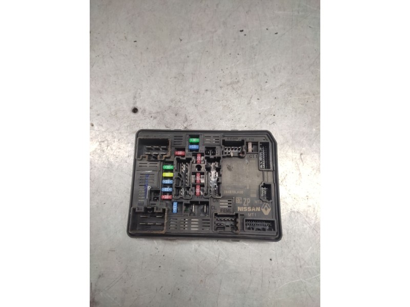 Recambio de caja reles / fusibles para nissan juke (f16) acenta referencia OEM IAM 284B76LA0B  