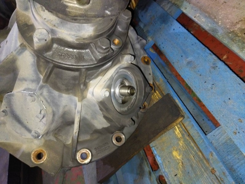 Recambio de grupo para scania trucks serie 4 bus k 124 referencia OEM IAM R660 RATIO:3.07 9251614