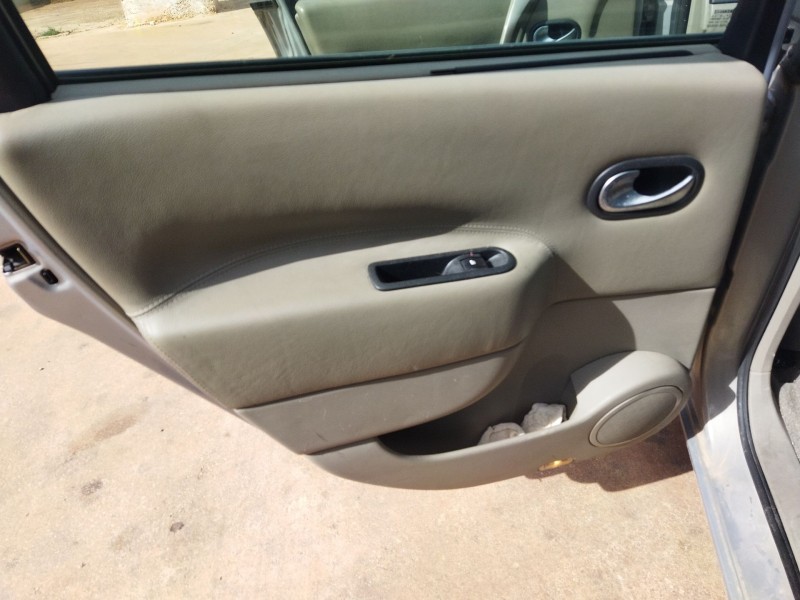 renault scenic ii del año 2004