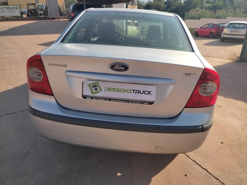 ford focus berlina (cap) del año 2007