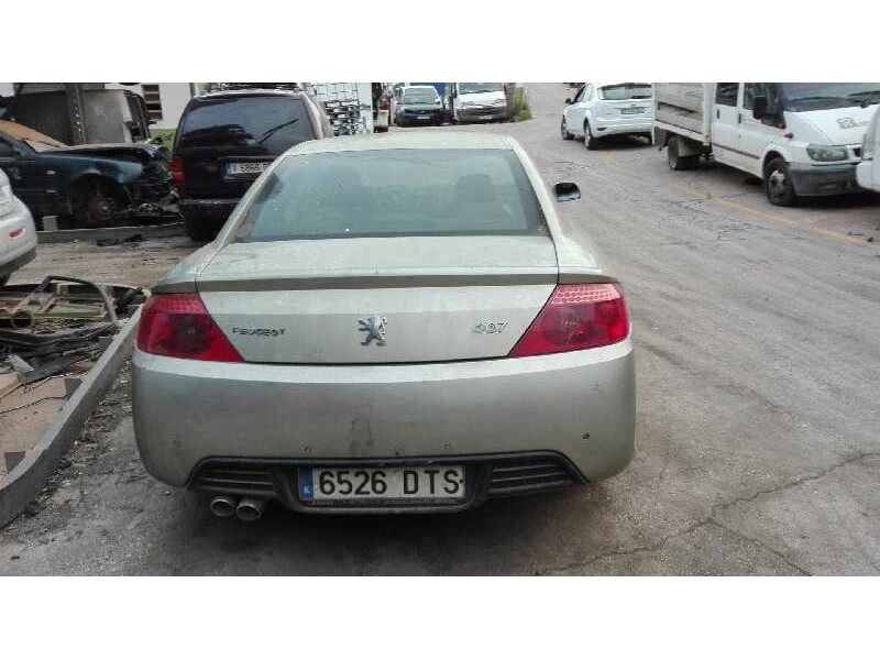 peugeot 407 coupe del año 2005