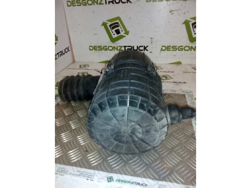 Recambio de filtro aire para nissan cabstar 01.04  cabina doble cabina doble referencia OEM IAM 16500F3900 4416592905 