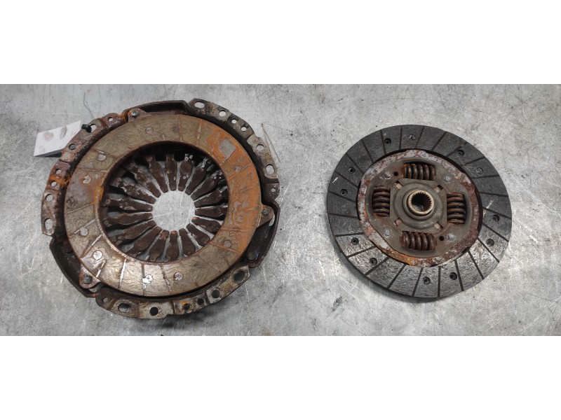 Recambio de kit embrague para renault clio iii dynamique referencia OEM IAM   