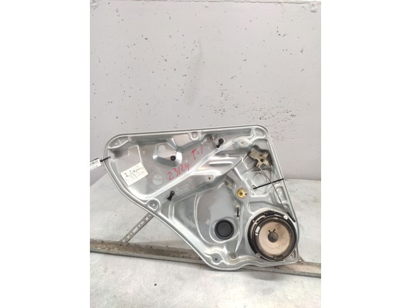 Recambio de elevalunas trasero izquierdo para volkswagen passat berlina (3b2) comfortline referencia OEM IAM 3B5839755C  