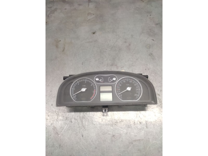 Recambio de cuadro instrumentos para renault laguna ii grandtour (kg0) dynamique confort referencia OEM IAM 8200291334  