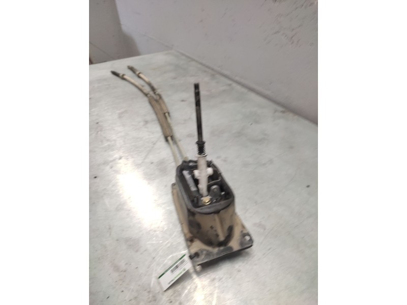 Recambio de palanca cambio para seat cordoba berlina (6k2) 1.9 tdi referencia OEM IAM   