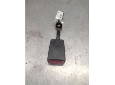 Recambio de enganche de cinturon delantero izquierdo para opel astra h berlina essentia referencia OEM IAM 13128018  