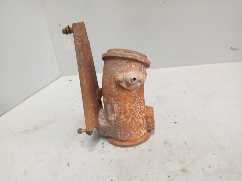 Recambio de caja mariposa para renault serie t 12.8 diesel referencia OEM IAM 7422104781  