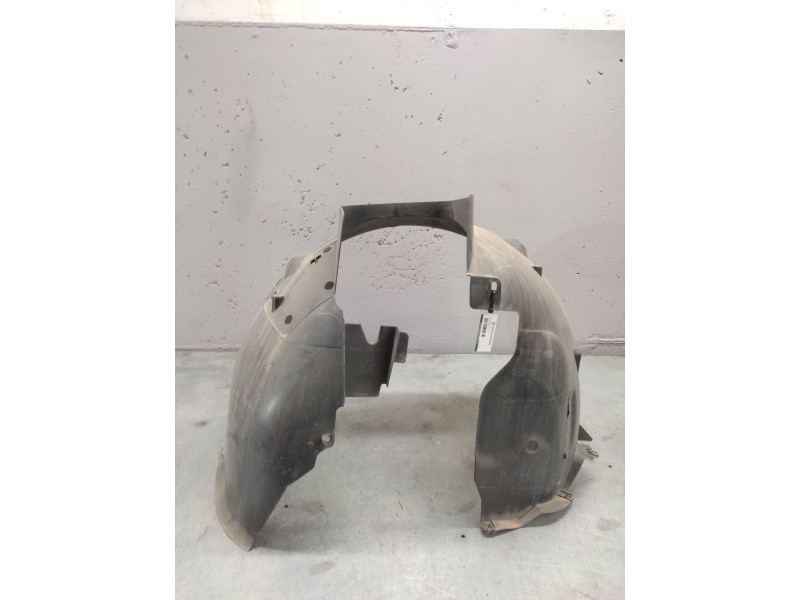 Recambio de paso rueda izquierdo para peugeot 5008 referencia OEM IAM 9685879280  DELANTERO