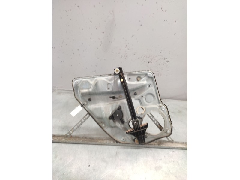 Recambio de elevalunas trasero derecho para volkswagen golf iv berlina (1j1) 1.4 16v referencia OEM IAM 1J4839756A  