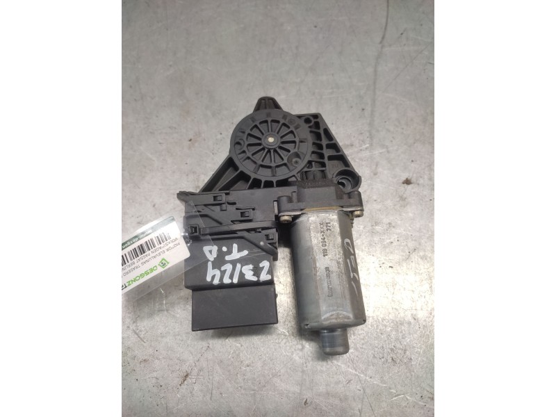 Recambio de motor elevalunas trasero derecho para volkswagen passat berlina (3b2) comfortline referencia OEM IAM 101438200  
