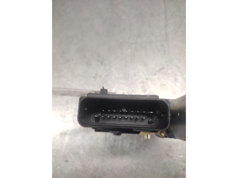 Recambio de motor elevalunas trasero derecho para volkswagen passat berlina (3b2) comfortline referencia OEM IAM 101438200  