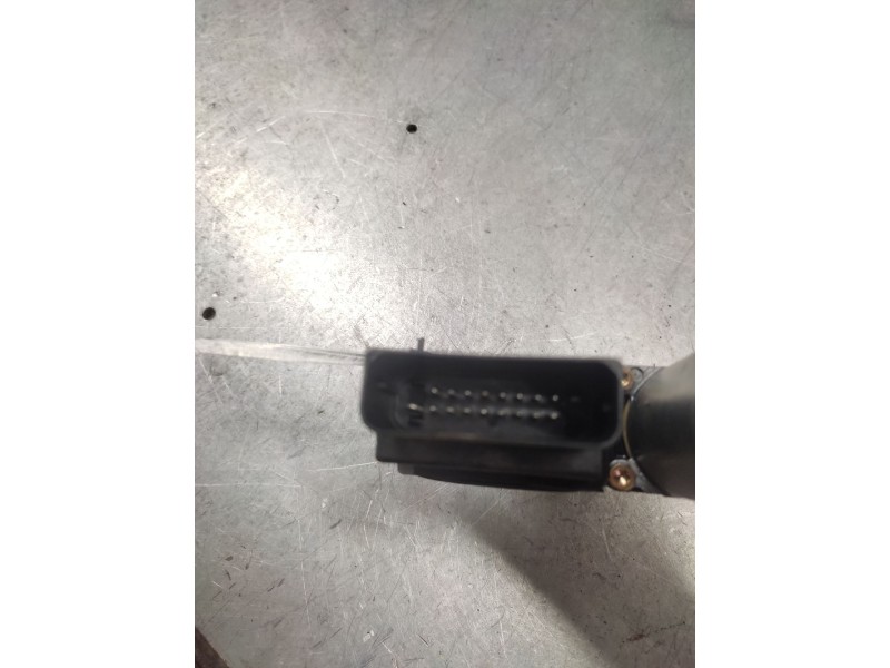 Recambio de motor elevalunas trasero izquierdo para volkswagen passat berlina (3b2) comfortline referencia OEM IAM 101439203  