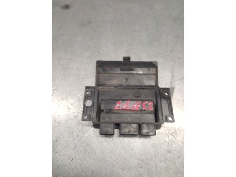 Recambio de centralita motor uce para nissan almera (n16/e) acenta referencia OEM IAM 8200275911  8200129866