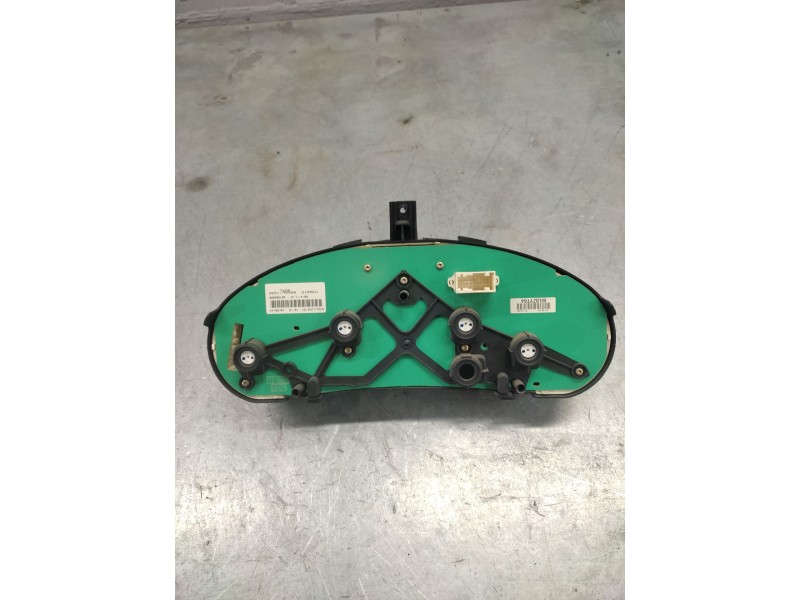 Recambio de cuadro instrumentos para peugeot 206 berlina 1.4 hdi referencia OEM IAM 9651740080  