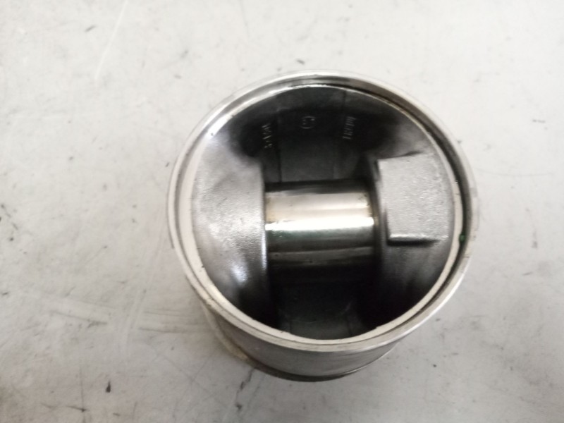 Recambio de piston para renault hr xxx.18/26 premium 01 referencia OEM IAM 7485135386  