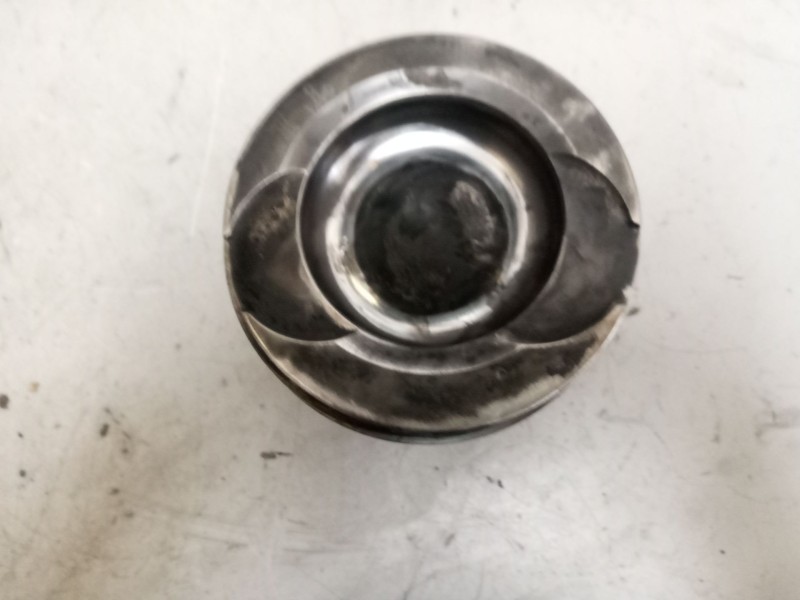 Recambio de piston para man tg-a 32.xxx 10.5 diesel referencia OEM IAM 51025117267 51025117269 51025117268