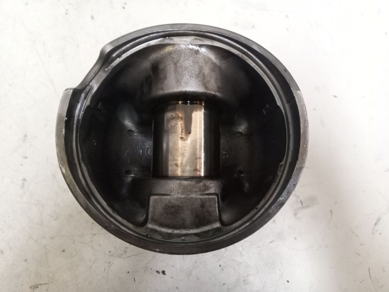 Recambio de piston para man tg-a 32.xxx 10.5 diesel referencia OEM IAM 51025117267 51025117269 51025117268