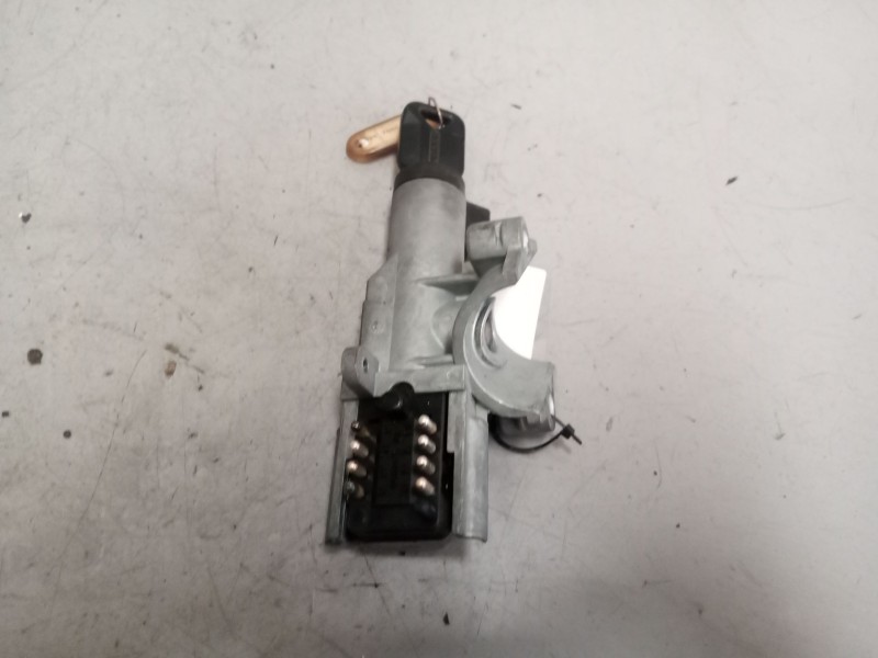 Recambio de conmutador de arranque para volvo trucks b12b referencia OEM IAM 106343  