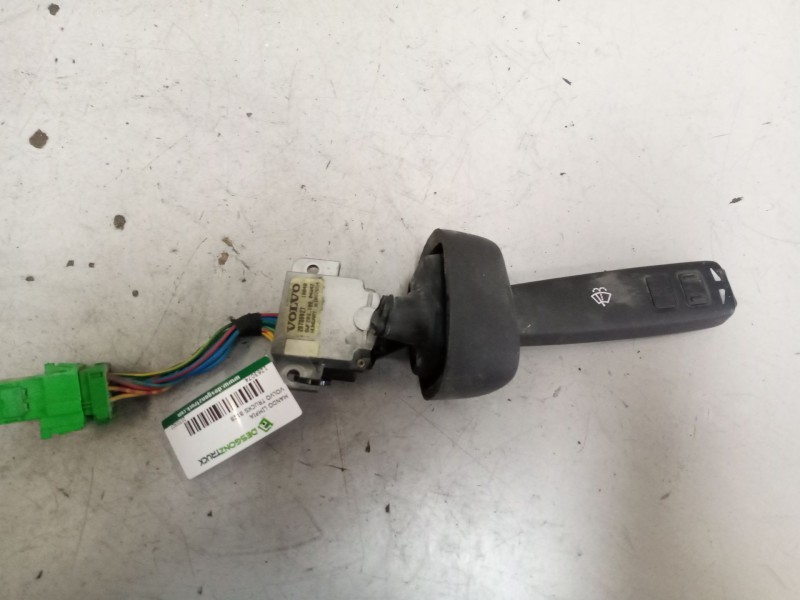 Recambio de mando limpia para volvo trucks b12b referencia OEM IAM 20700927  