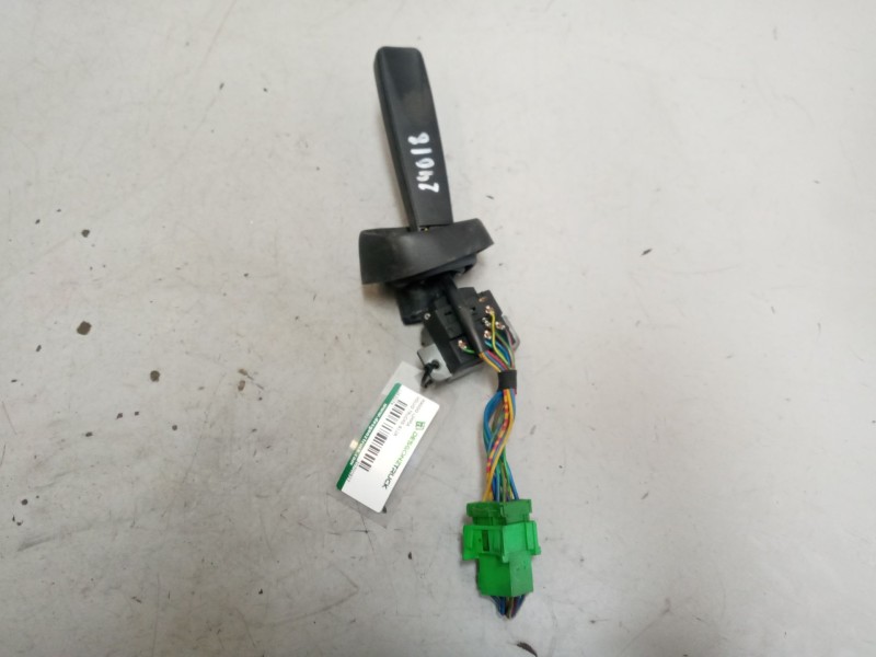 Recambio de mando limpia para volvo trucks b12b referencia OEM IAM 20700927  