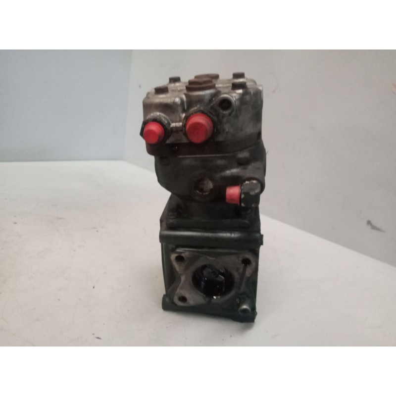 Recambio de compresor de aire para man tg-a 32.xxx 10.5 diesel referencia OEM IAM 51540007128 marca:airfren 011300415