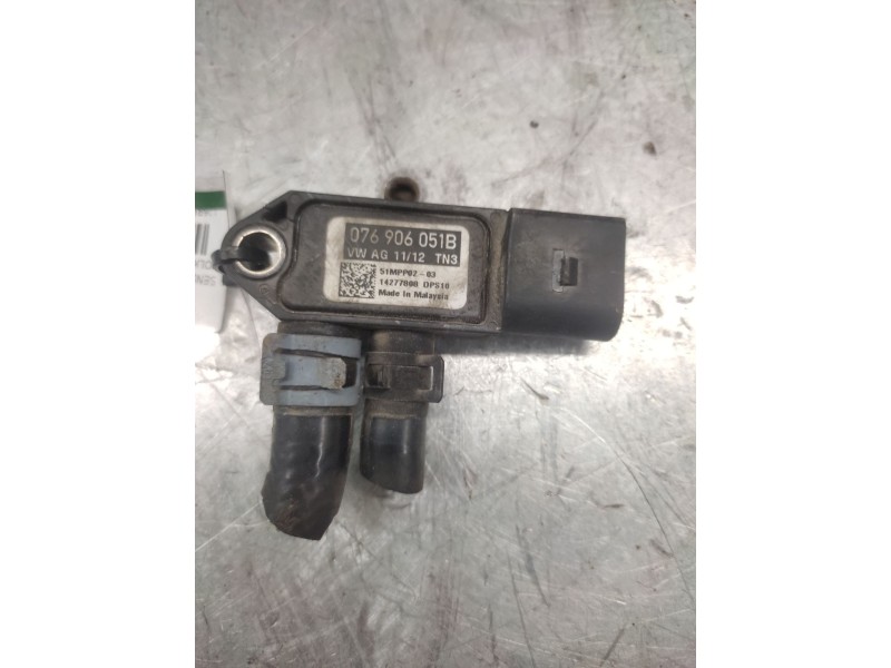 Recambio de sensor presion para volkswagen touran (1t3) 1.6 tdi referencia OEM IAM 076906051B  3 PINS