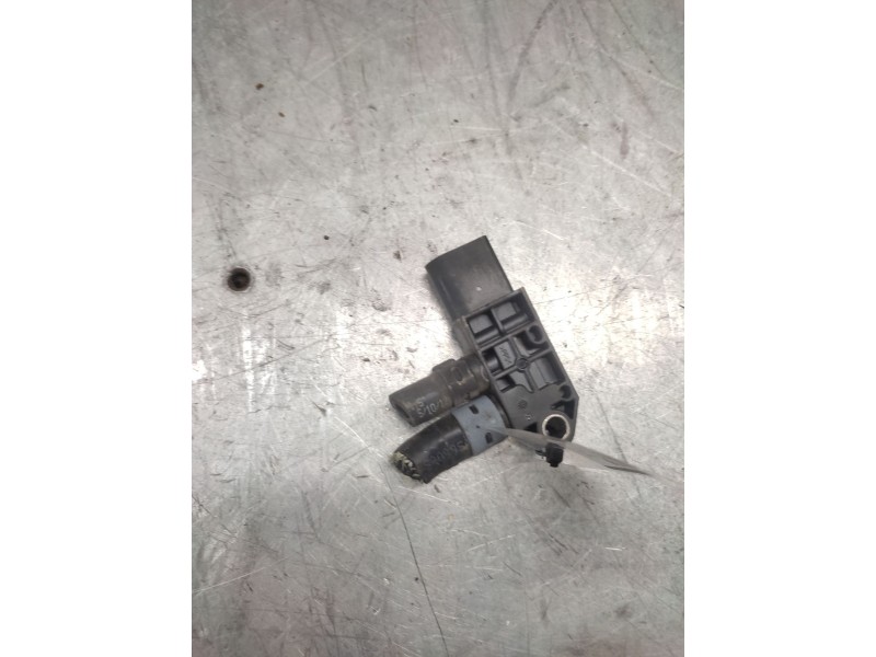 Recambio de sensor presion para volkswagen touran (1t3) 1.6 tdi referencia OEM IAM 076906051B  3 PINS