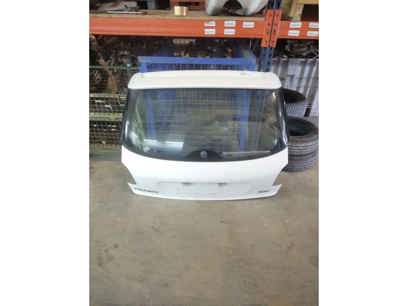 Recambio de porton trasero para peugeot 206 berlina xs-line referencia OEM IAM   