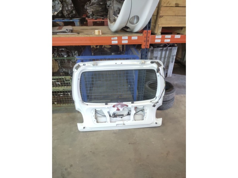 Recambio de porton trasero para peugeot 206 berlina xs-line referencia OEM IAM   