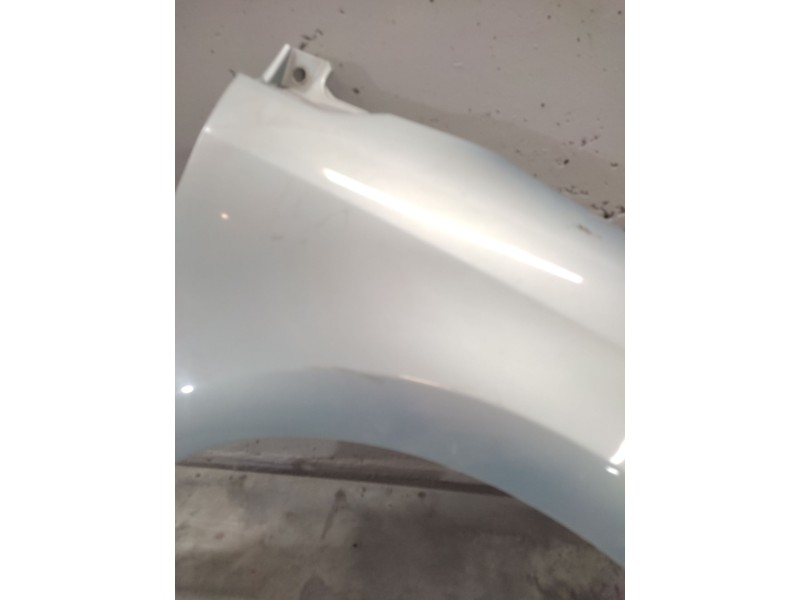 Recambio de aleta delantera derecha para citroën c4 berlina sx referencia OEM IAM   